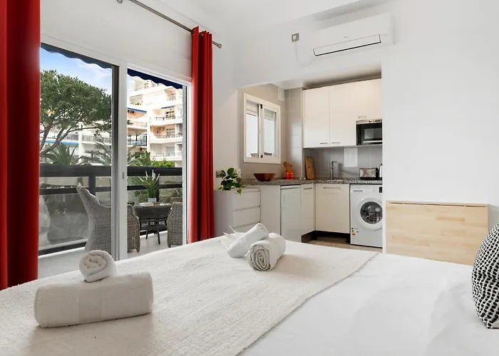 Skol In By Costarentals - M27