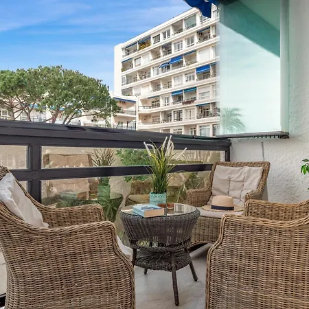 Skol In By Costarentals - M27 *